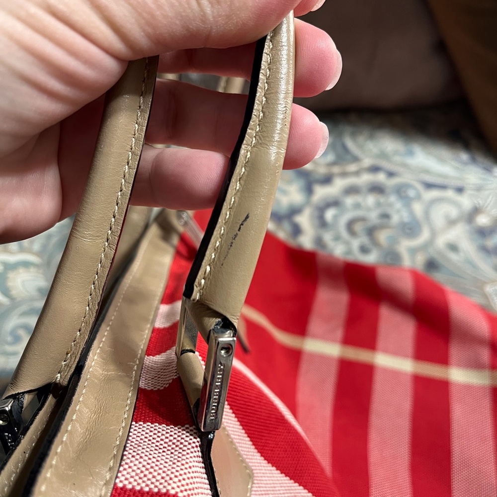 Beautiful Red Burberry Check Bag - Picture 4 of 16